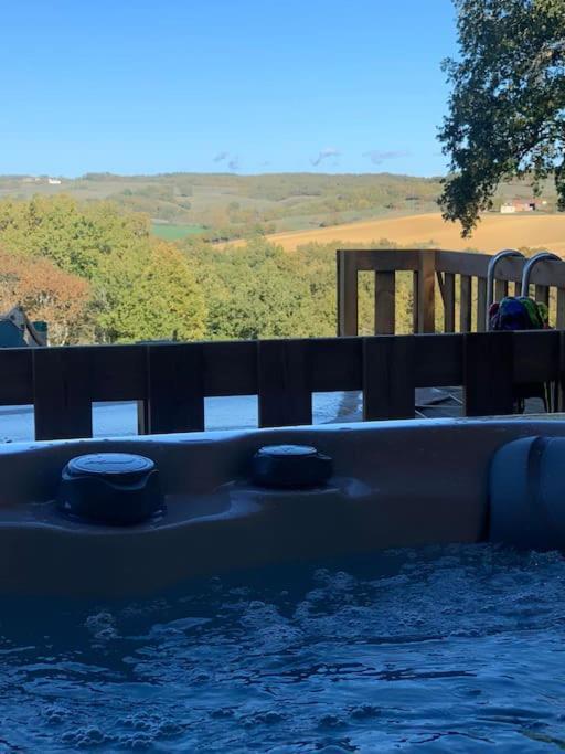 Gite A La Ferme Avec Jacuzzi Et Piscine Chauffee Saint-Felix-de-Tournegat Eksteriør billede
